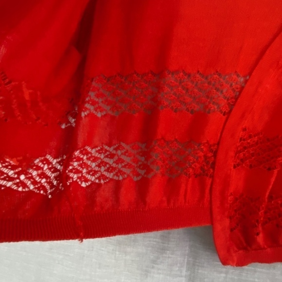 Impress Bolero Sweater Sz Large Red Crochet Cutouts Lightweight Knit Half Sleeve - Picture 4 of 9